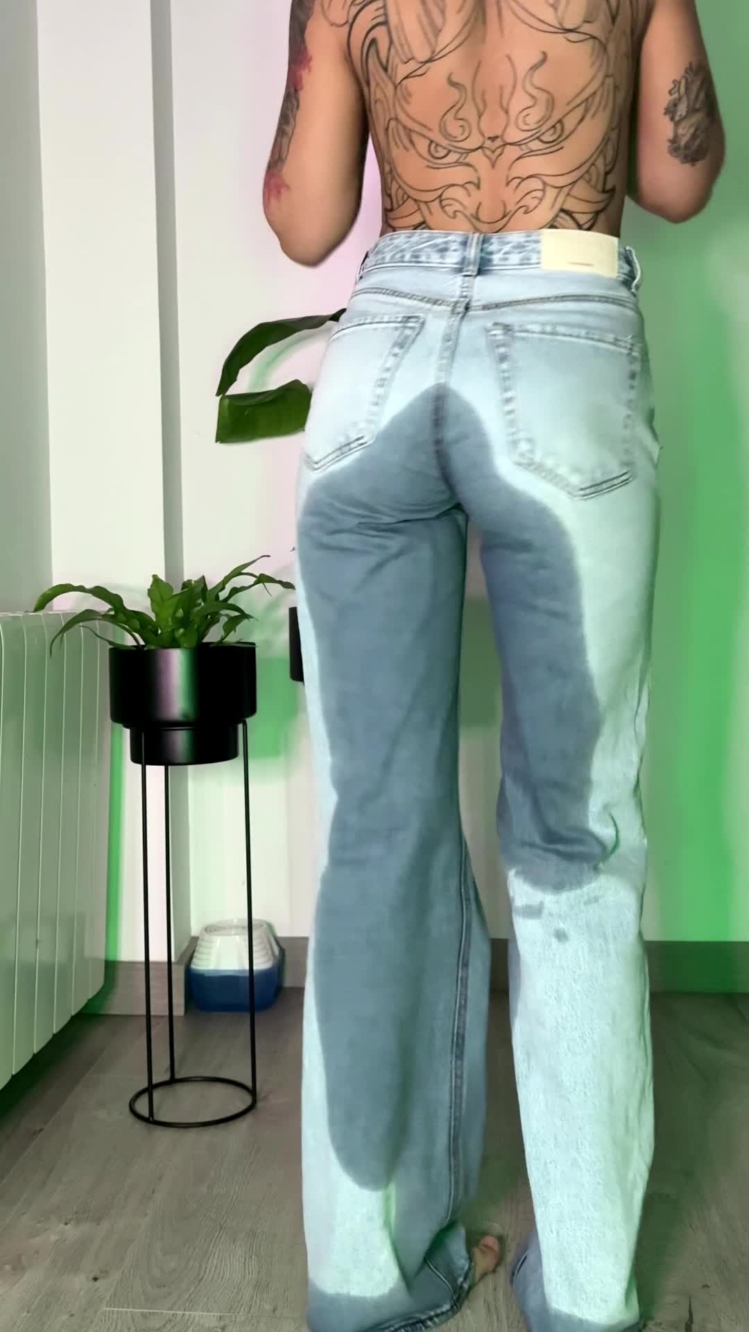 Peeing My Pants On Purpose: Jeans, Sweatpants & Leggings